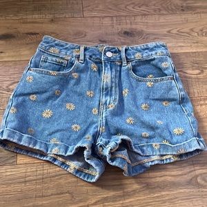 Pac-sun Jean Shorts, Sunflower stitch. Size 25. Brand New